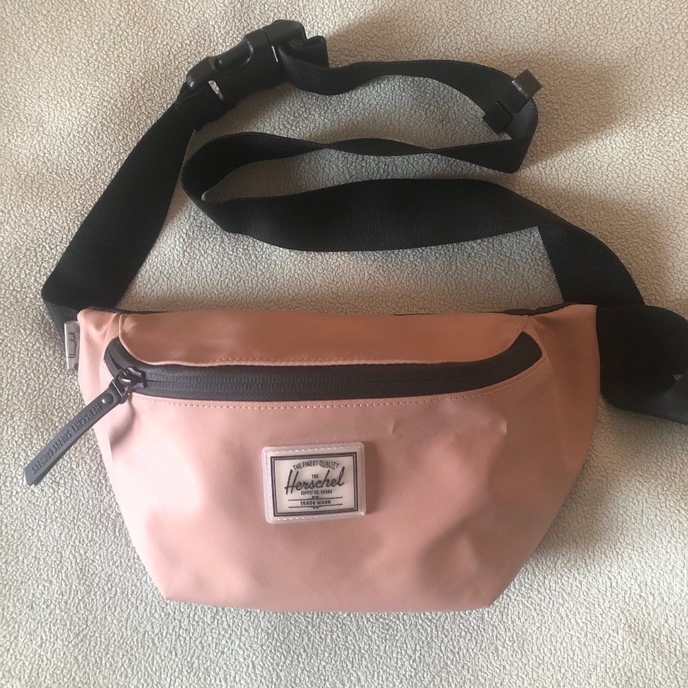 Herschel supply company hip pack